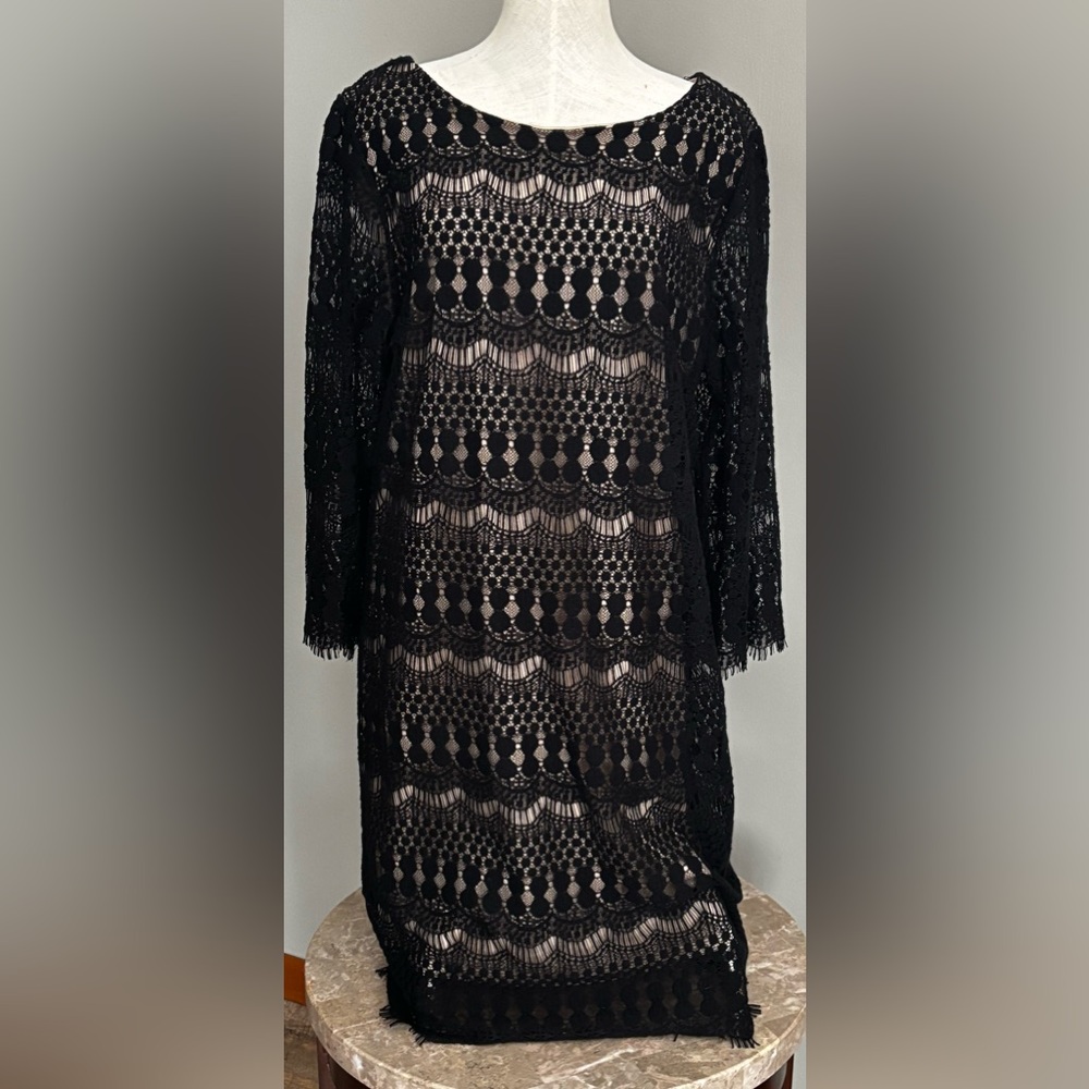 Ronni Nicole Black Lace Midi Dress